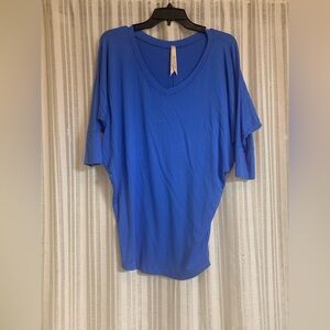 Ladies Sz small NWOT blouse